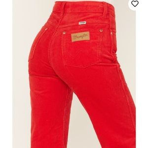 Womens hot red corduroy Wrangler jeans. Wanderer 622 high rise flare. Size 28